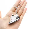 Mini Sneakers Keychain Gift Box 3D -schoenmodel Zakken Ruggezakken Decoratieve ornamenten Auto -deur Key Chain Surprise Cadeau voor vriend G220421