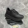 2023 TOP Nowa marka projektant mody platforma Mężczyzn Casual Shoes skórzany koronkowy trampka Lady Flat Treners Letters Gym Sneaker