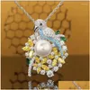 Collane con ciondolo Moda Design unico Collana Intarsio Lustro Zircone Squisiti piccoli uccelli Gioielli per le donne Regali di fidanzamento Dhik1