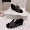 Wedge Heels Sandals Ladies Fashion Crystal Diamonds Fashion Slides Leather Summer Slippers Ladies Slip On Dress Mules Shoes Straw