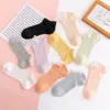 Femmes chaussettes printemps été mode couleur bonbon pour et filles décontracté court cheville bateau Lady Sox coupe basse dentelle à volants