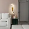 Wall Lamp El Exhibition Hall slaapkamerbed Kokosblad Luxe Creatief licht Moderne tv -achtergrond Woonkamer LED