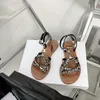 Mody Panie Designer Rzymskie Sandały Kapcie otwartego palca krzyżowego buty do kostki buty Summer Nowe luksusowe sandały ze skóry z płaskim dnem na zewnątrz z pudełkiem z pudełkiem