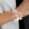 Dekorativa blommor 2 datorer Brud Handblomma Decor Finger Ring Armband Corsage Wristlet Wrist Wedding Garland