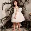 Robes de fille Blancs Fleurs robes sans manches avec arc A-line au genou tulle bébé ouvert pour les robes de fête de mariage enfants personnalisés