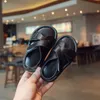 Sandals Children's Shoes Summer Summer Kids Kids Sandals for Boys Birls 3ERS Old Children Girl Beach Shoes Synglish Baby Baby Sandal 2-7 Years AA230518