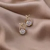 Charme lats gepersonaliseerd glanzende kruisoorbellen voor vrouwen goud zilveren kleur feest bruiloft verloving drop earring 2022 mode sieraden aa230518