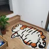 Cartoon Tiger Rug Tapetes macios e macios para sala de estar sem deslizamento de cabine de leito absorvente tapetes fofos para crianças decoração de quarto T230519