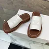 Topkwaliteit Designer Triomphe-dia's Kalfsleer vegetal tan sandalen pantoffels schoenen vrouwen strand dikke bodem schoenen slip op rubberen schoenen fabrieksschoeisel met doos 35-45