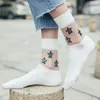 Femmes chaussettes brillant mode broderie perlée abeille paillettes argent bride sauvage en Tube Transparent élastique bonneterie