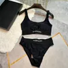 Designer de luxo Swimwear T Pure Black Letter Bordado Sexy Biquíni Conjunto Open Feminino Aberto Top Swimwear