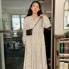 Casual Kleider Korobov In Für Frauen 2023 Französisch Elegante Roben Koreanische Chic Herbst V-ausschnitt Floral Design Mode Vestidos De Mujer