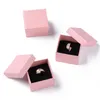 Display 24pcs Square Castone Ring Boxies Organizzatore Organizzatore Gift Box Box Paper Contenitore di imballaggio per gioielli con spugna 5x5x3,5 cm