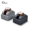 Affichage Oirlv Premium Grey Leather Single Watch Display Stand Bracelet Wrist Watch Showcase Bijoux Affichage Boîte de montre de luxe