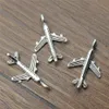 Takılar 200pcs 23x15mm Kolye Uçak Uçak Airbus Kolye Takı için Cazibe Uçak Sergileri