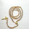 Hänghalsband Cottvocatholic Gold Color Christ Jesus Cross Halsband Transparent brun radband med pärlskedjededare