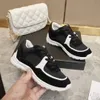 Designer Herren Kausalschuhe Mode Frau Leder Schnürung Plateausohle Sneakers Weiß Schwarz Herren Damen Luxus Samt Wildleder Weiß Gold Silber