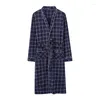 Men's Sleepwear Sprin Autumn Plaid Batrobe Men Sleep Top Kimono Robes For Male Full Pure Cotton Lon Bat Robe Bride Dressin Own M-4XL