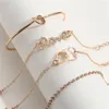 Braccialetti con ciondoli Sindlan 4 pezzi Vintage cuore cristallo color oro Catene da polso per le donne Charms Love Open Bangle Set Boho Jewelry Pulseras