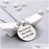 Pendant Necklaces Fashion Stainless Steel Coin Necklace For Women Carved English Letters Charm Jewelry Friends Gift Drop Delivery Pen Dhjm6