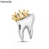 Hanrehe Medical Crown Broche de dente pinos Creative Dentista Dentista Jóias Acessórios para Jóias Presente Dentro de dentes de lapela para Médicos Enfermeiras