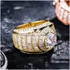 Z bocznymi kamieniami Bagieette Cluster CZ lodowany diamentowy pierścionek Wysokiej jakości biały złoto Bling Modna biżuteria Hip Hop na męskie pierścienie Drop dhjx5