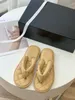 Klassische Designer-Sandalen für Damen, luxuriöse Clip-Toe-Brot-Flip-Flops, Sommer-Zuhause, Outdoor-Mode mit doppeltem Verwendungszweck