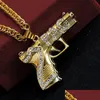 Подвесные ожерелья Hip Hop Iced Out Ожерелье украшения золотой цепь пистолет для мужчин бросают подвески Dhpiq