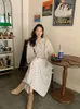 Casual Kleider Korobov In Für Frauen 2023 Französisch Elegante Roben Koreanische Chic Herbst V-ausschnitt Floral Design Mode Vestidos De Mujer
