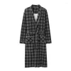 Men's Sleepwear Sprin Autumn Plaid Batrobe Men Sleep Top Kimono Robes For Male Full Pure Cotton Lon Bat Robe Bride Dressin Own M-4XL