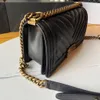 10a Mirror Luxe Crossbody Body Designer Bag Dames V Grid Fashion Tas Tas Senior origineel materiaal Borduurlijn Portemonnee Hot Mom Bag