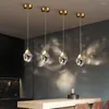 Lâmpadas pendentes LED LED Modern Minimalist Attic Crystal Candelier Girlating Kitchen Bar Table Sala de jantar