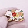 Multicolor Red Green Flower Metal Pin Buckle Nature Landscape Bear Broche schattig kunst sieraden badge vakantie cadeau rugzak decor mode meisje ba15 c23