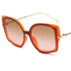 Hip Hop Sonnenbrille Frauen Cat Eye Sun Glasse Übergroßen Rahmen Anti-UV Brille Legierung Twists Tempel Brillen Ornamental