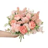 Decoratieve bloemen Silk Rose Artificial Bouquet Hight Quality Hydrangea Bride Holding Fake for Home Wedding Decoration Accessories