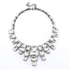 Halsketten Ztech Luxuriöse smaragdgrüne Glas-Halskette für Damen, Kragen-Statement-Halsketten und Anhänger, Gothic-Luxus-Accessoires