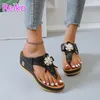 966 Retro Summer dans les pantoufles pour femmes Perle Perle Buckle Fleurs décoratives Fashion Femme Femme Beach Chaussures 230520 726