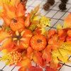 Dekorativa blommor 1pc Autumn Theme Door Wreath Artificial Pumpkin Berries Pine Cone Maple Home Holiday Party Material Halloween Decoration