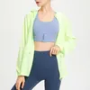 LLu Damen-Yoga-Reißverschlussjacke, Sonnenschutzanzug mit Ärmeln, UPF40+, UV-beständige, langärmelige Jacke mit Hut, schnell trocknendes Sportbekleidungsoberteil für Erwachsene, einfarbiger Reißverschluss