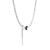 Colares pendentes leves de luxo pequeno número preto de zircão de titânio colar de aço feminino feminino design de temperamento splicing