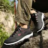 Robe de montagne Man Hommes 560 Randonnée Sneakers extérieurs Bottes d'escalade Chaussures Zapatos de Hombre Plus taille 39-48 230520 579 664