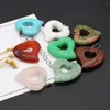 Charms 2 Stücke Zufällige Naturstein Anhänger Herzförmige Hohlperlen Für Schmuck Machen DIY Halskette Armband Ohrringe Zubehör