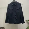 2023SS Diseñador italiano Hombres Clásico Al aire libre Industria pesada Camuflaje Ropa de trabajo retro Bolsillo Camisa de algodón puro Abrigo Brújula Medalla Logo