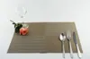 Bord mattor 4 st/parti 6 färger värmesolerade bordsartiklar pvc chic placemat kök dinning skål vattentät padd m0803