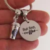 Hela 10st Lot Men First Coffee Keychain Coffee Cup Charm Pendant Keyring Coffee Drinker Jewelry Coffee Lover Gift271C