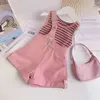 Set di abbigliamento Menoea Summer Baby Girls Fashion Suspend Suit T-shirt a righe casual Top Pantaloncini Tute Abbigliamento per bambini Outfit 230520