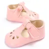 Premiers marcheurs bébé fille chaussures rose nœud papillon respirant PU semelle en caoutchouc antidérapant né enfant en bas âge premiers marcheurs bébé bébé chaussures fille berceau chaussures 230520