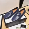 2023 designer loafers män skor 2023 ny mode lyxig bekväm slip-på båtskor mode våren loafers skor högkvalitativa läderfodrade män avslappnad skor storlek