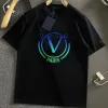 Erkek Tasarımcı T-Shirt Yuvarlak Yaka T-shirt Yeni Kısa kollu Moda Erkekler Ve Kadınlar Kısa T-shirt Çift Modelleri %100 Pamuk Lüks Erkekler Aşıkların Aynı Giyim