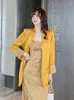 Kvinnors kostymer Spring Women Pass Jacket 2023 OL Casual Professional Korean Style Yellow Loose Pocket Houndstooth Blazer Femme Office